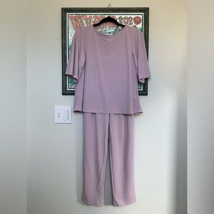 Uniqlo Women’s Purple Pink Crepe Jersey Two-Piece Outfit Blouse Pants, Size XS